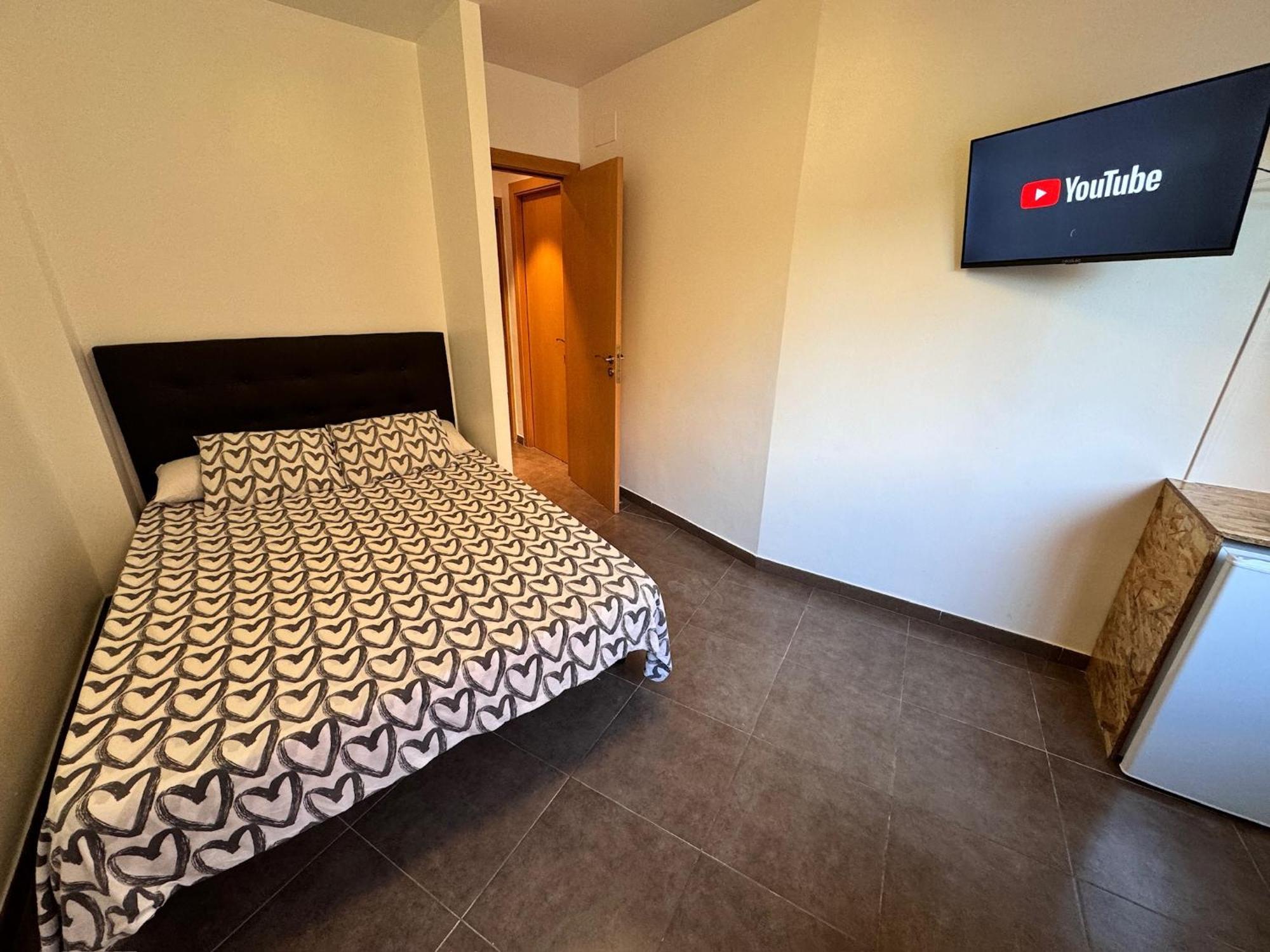 Mt Boutique Suites Y Apartamentos - Adults Only - Mataró Esterno foto