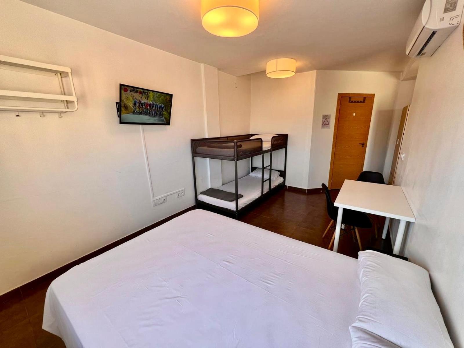 Mt Boutique Suites Y Apartamentos - Adults Only - Mataró Esterno foto