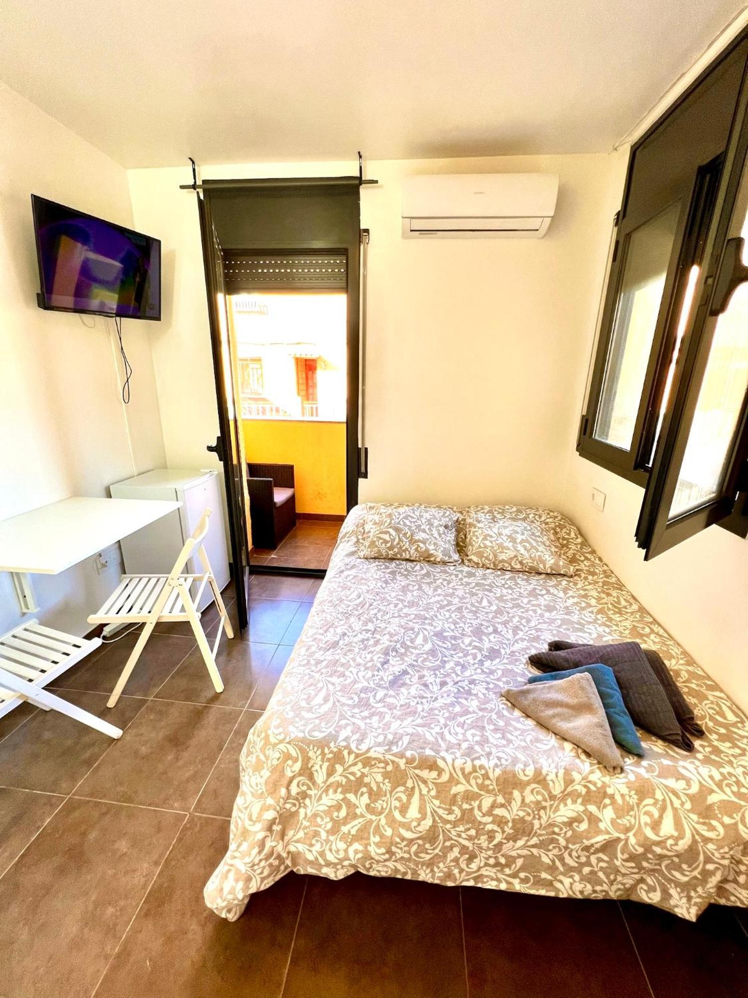 Mt Boutique Suites Y Apartamentos - Adults Only - Mataró Esterno foto