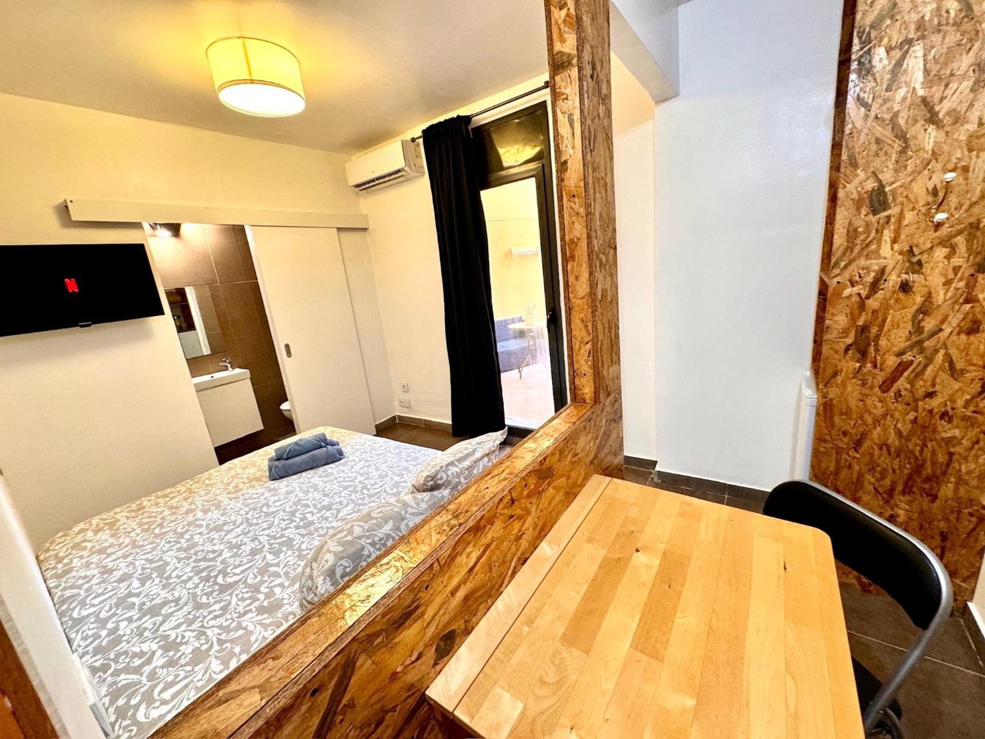 Mt Boutique Suites Y Apartamentos - Adults Only - Mataró Esterno foto