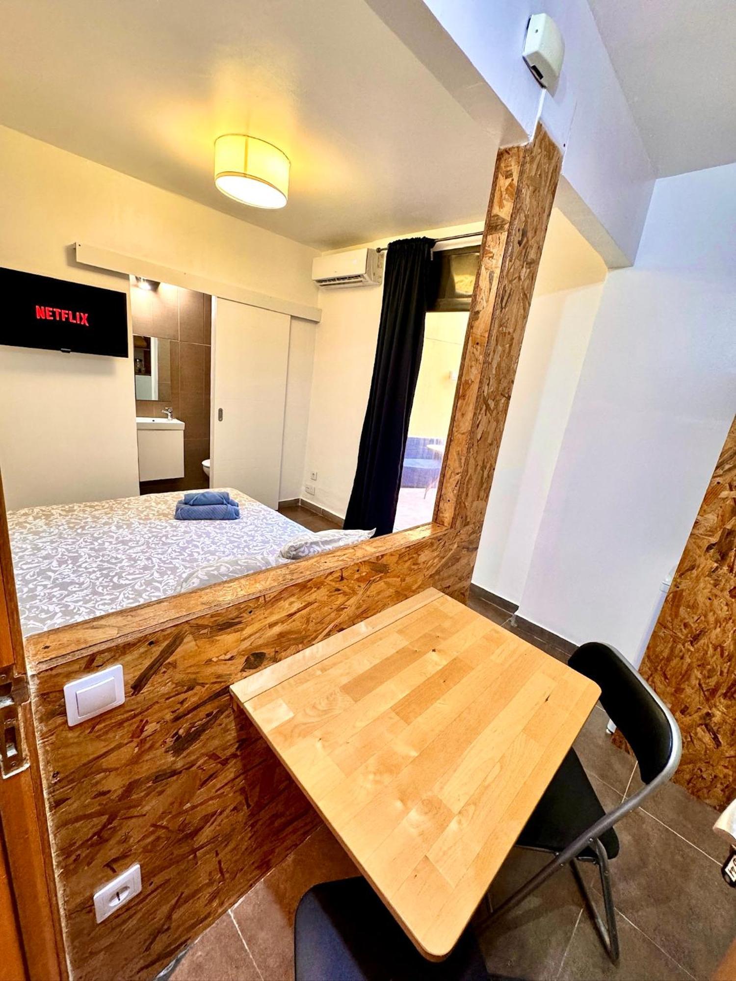 Mt Boutique Suites Y Apartamentos - Adults Only - Mataró Esterno foto