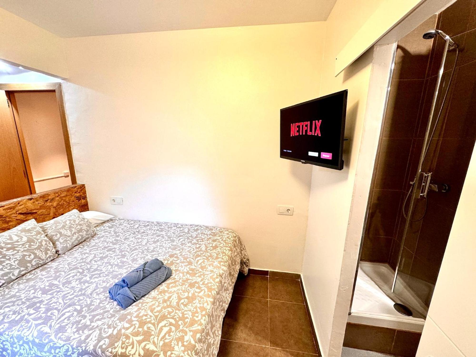 Mt Boutique Suites Y Apartamentos - Adults Only - Mataró Esterno foto