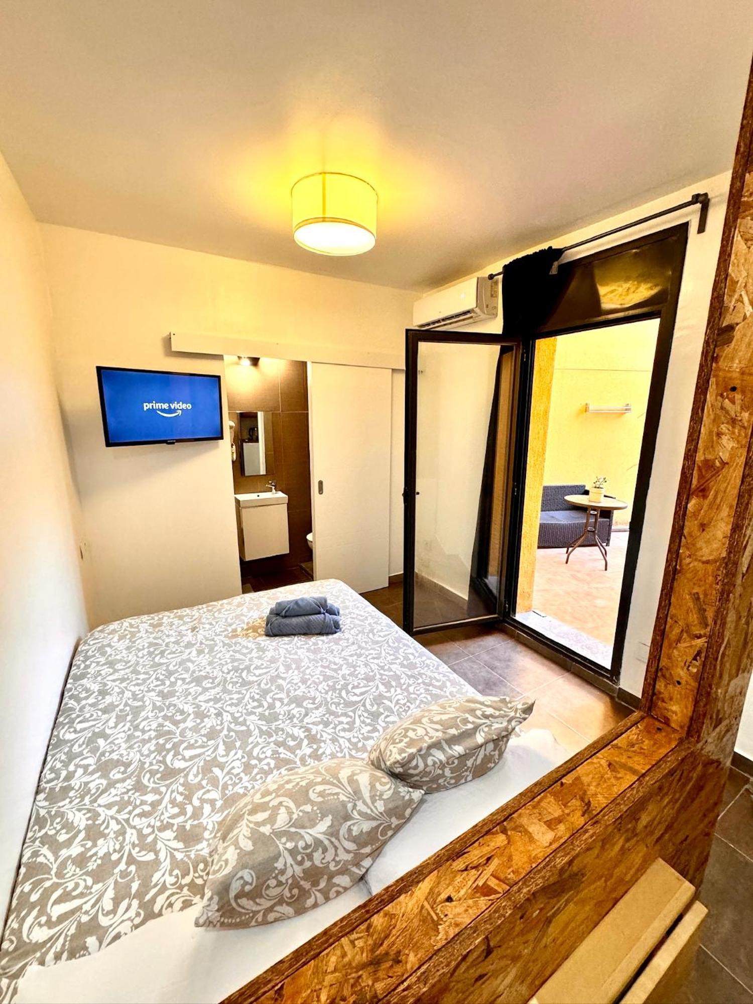 Mt Boutique Suites Y Apartamentos - Adults Only - Mataró Esterno foto