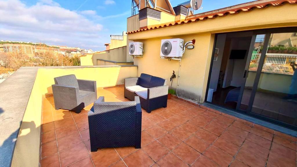 Mt Boutique Suites Y Apartamentos - Adults Only - Mataró Esterno foto